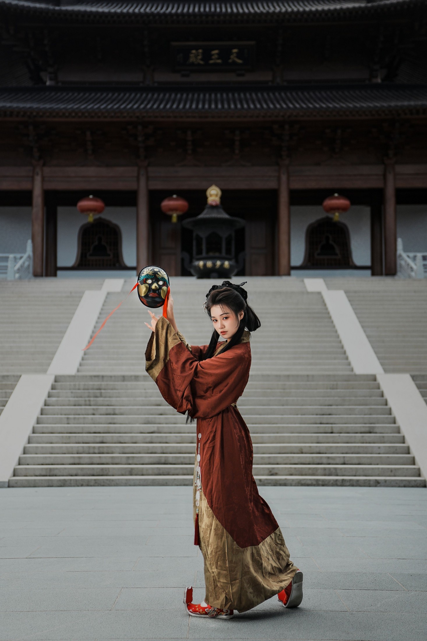 泱泱泱呀 – 《战国袍人像拍摄》[20P]