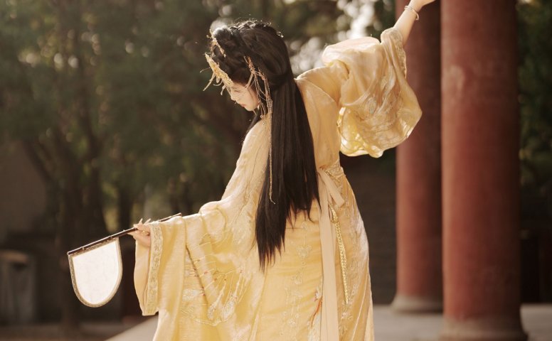 MIKO – 《亡国公主人像拍摄》[16P]