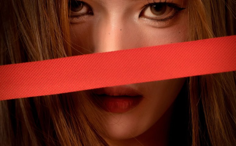 Ui妮. – 《束缚》[9P]