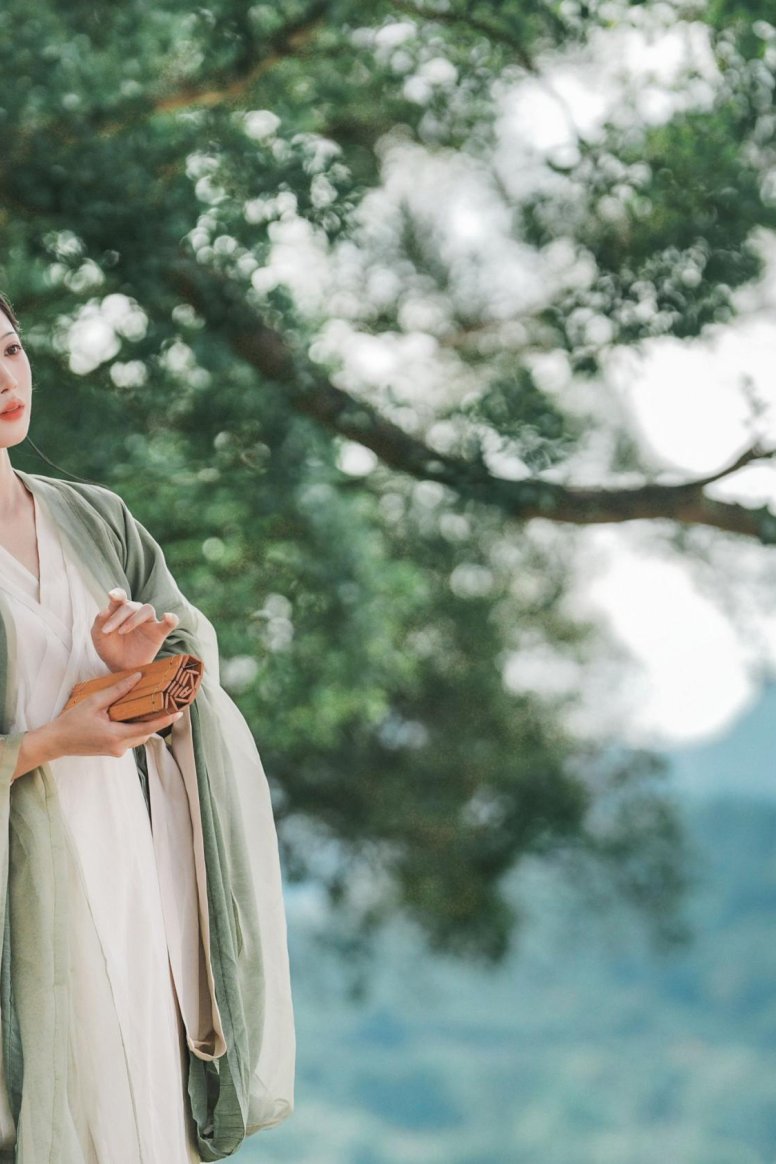 夏煦 – 《魏晋风人像拍摄-榕水谣》[21P]